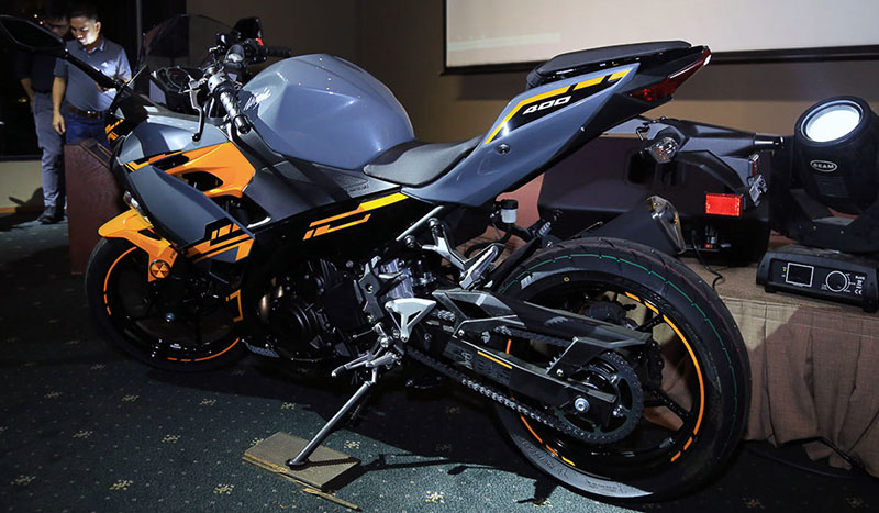 Kawasaki Ninja 400 về Việt Nam giá từ 153 triệu đồng